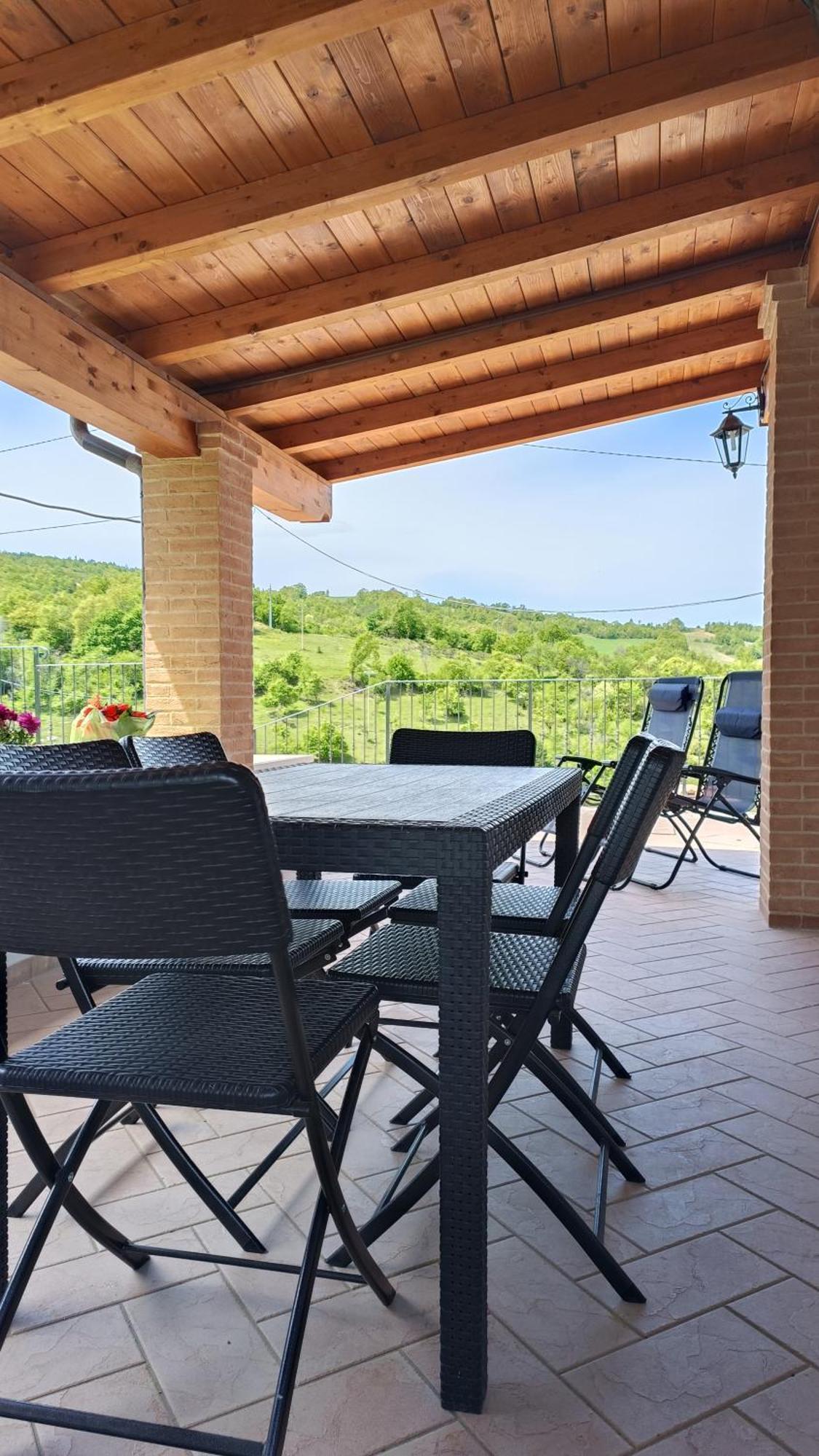 Ferienwohnung Il Fiordaliso Preci Exterior foto
